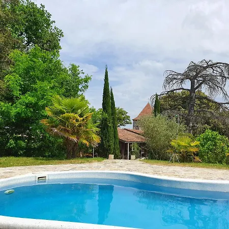 Tour Margot Casa de Férias *